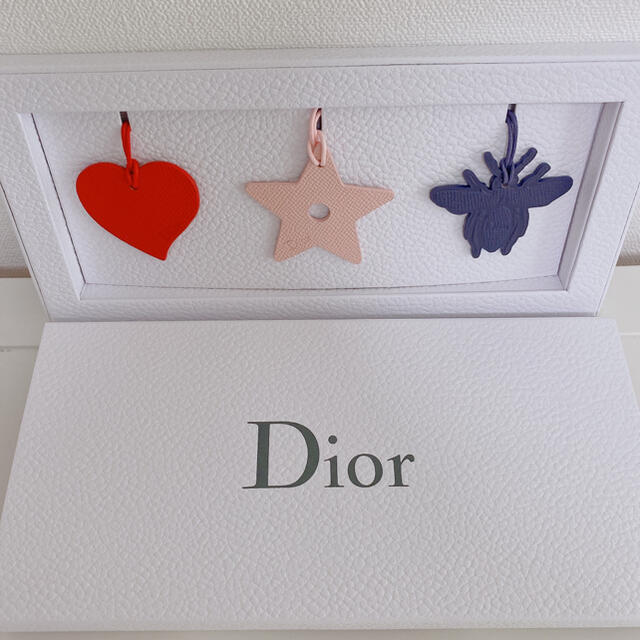 Dior(ディオール)のDior ノベルティ チャーム エンタメ/ホビーのコレクション(ノベルティグッズ)の商品写真