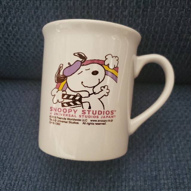 SNOOPY(スヌーピー)のスヌーピー マグカップ 限定品 新品未使用 インテリア/住まい/日用品のキッチン/食器(グラス/カップ)の商品写真