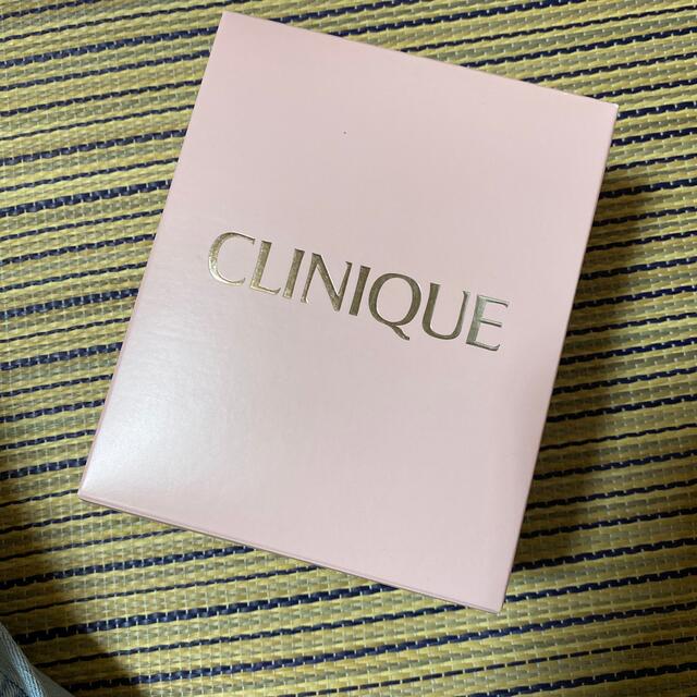 CLINIQUE(クリニーク)のクリニーク ファンデーション ホリデイセット コスメ/美容のキット/セット(コフレ/メイクアップセット)の商品写真