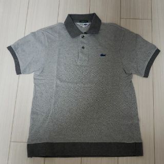 ラコステ(LACOSTE)のLACOSTE　グレーポロシャツ(ポロシャツ)