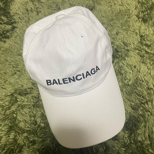 キャップ値下げ！BALENCIAGA キャップ ホワイト 帽子