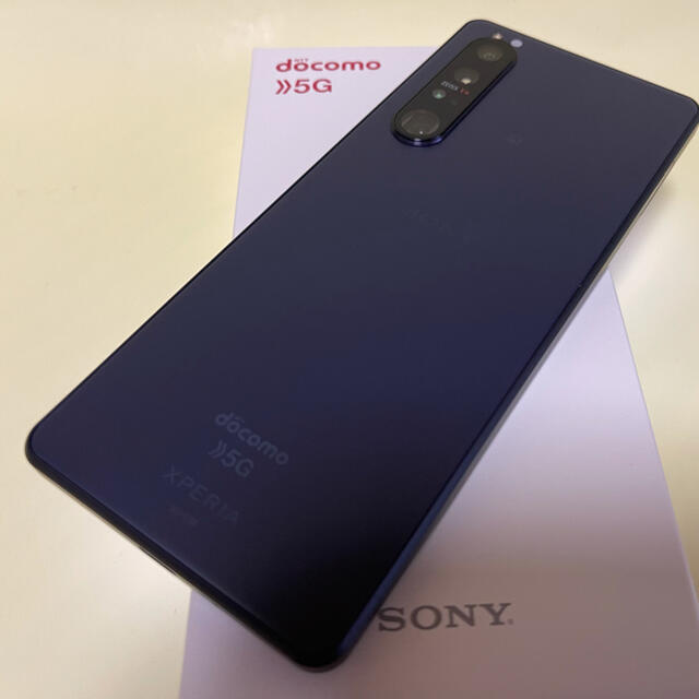 Xperia(エクスペリア)のほぼ新品　Xperia 1III SO-51 パープル　残債無し  スマホ/家電/カメラのスマートフォン/携帯電話(スマートフォン本体)の商品写真