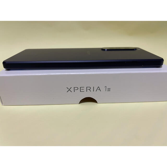 Xperia(エクスペリア)のほぼ新品　Xperia 1III SO-51 パープル　残債無し  スマホ/家電/カメラのスマートフォン/携帯電話(スマートフォン本体)の商品写真