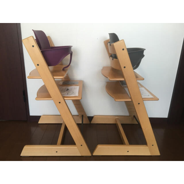 Stokke(ストッケ)のみゃほ様専用　2脚　美品　ストッケ トリップトラップ　 キッズ/ベビー/マタニティの寝具/家具(その他)の商品写真