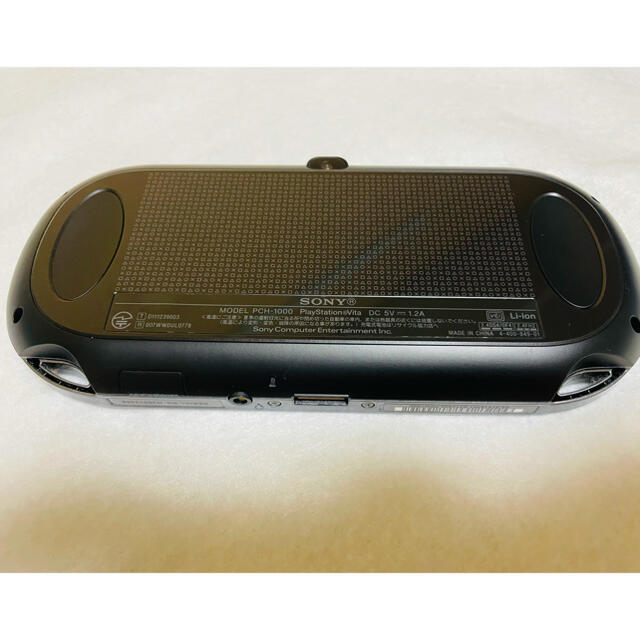 PlayStation Vita(プレイステーションヴィータ)のPlayStation Vita PCH-1000 ZA01 クリスタルブラック エンタメ/ホビーのゲームソフト/ゲーム機本体(家庭用ゲーム機本体)の商品写真