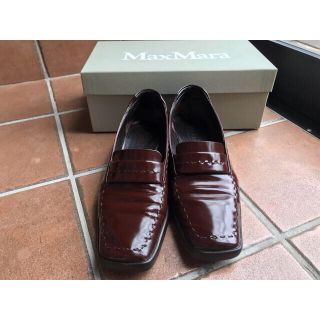 マックスマーラ(Max Mara)の【マックスマーラ（Max Mara）】ローファー　赤茶色(ローファー/革靴)