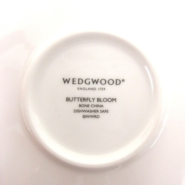 WEDGWOOD(ウェッジウッド)のウェッジウッド 美品 廃盤 BUTTERFLY BLOOM カップ&ソーサー エンタメ/ホビーの美術品/アンティーク(陶芸)の商品写真
