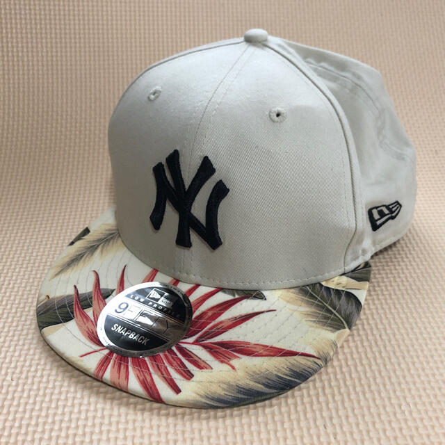 NEW ERA(ニューエラー)のNEW ERAキャップ　NYボタニカル メンズの帽子(キャップ)の商品写真
