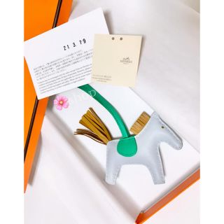 エルメス(Hermes)のエルメス　ロデオ　チャーム　美品　PM HERMES(バッグチャーム)