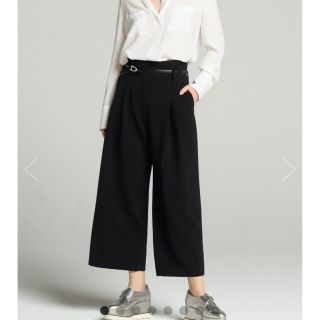 フォクシーデイジーリン新品ブラックpants42サイズ