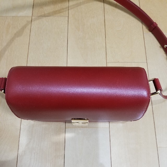 A.P.C(アーペーセー)のA.P.C GRACE ショルダー バッグ グレース celine レディースのバッグ(ショルダーバッグ)の商品写真