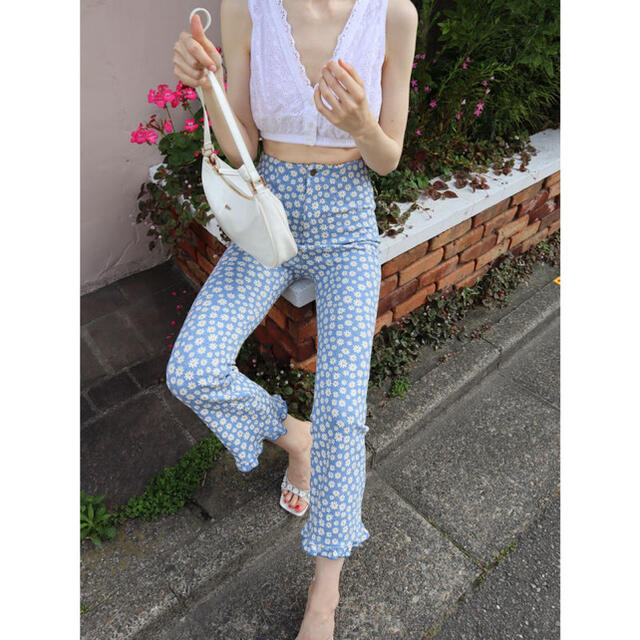 epine frill flower pants ice blue レディースのパンツ(カジュアルパンツ)の商品写真