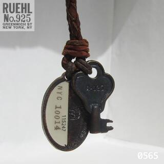 ルールナンバー925(Ruehl No.925)のRUEHL ルール ９２５ 革 レザー メッシュ メンズ チョーカー ペンダント(ネックレス)