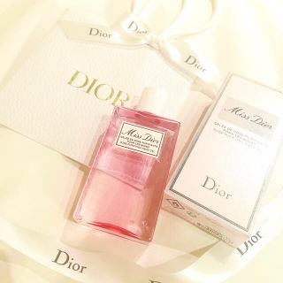 ディオール(Dior)の空我悟空様専用　　Dior ディオール　ハンドジェル　ショッパー付き(アルコールグッズ)