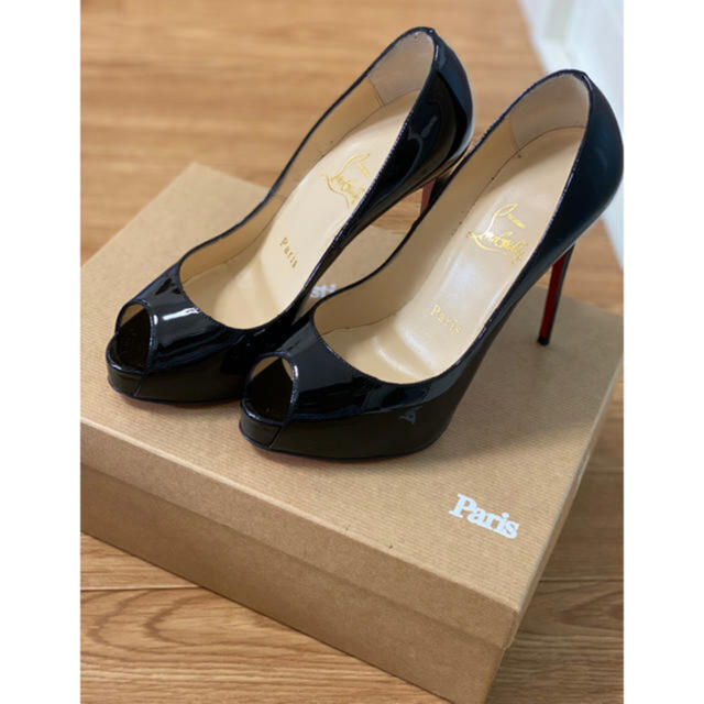 Christian Louboutin(クリスチャンルブタン)のChristian Louboutin パンプス 値下げ中 レディースの靴/シューズ(ハイヒール/パンプス)の商品写真