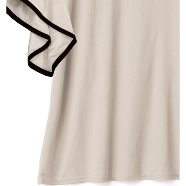 GRL(グレイル)のバイカラーフリル袖パイピングTシャツ レディースのトップス(Tシャツ(半袖/袖なし))の商品写真