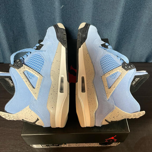 NIKE(ナイキ)のNIKE AIR JORDAN 4 UNIVERSITY BLUE ジョーダン4 レディースの靴/シューズ(スニーカー)の商品写真