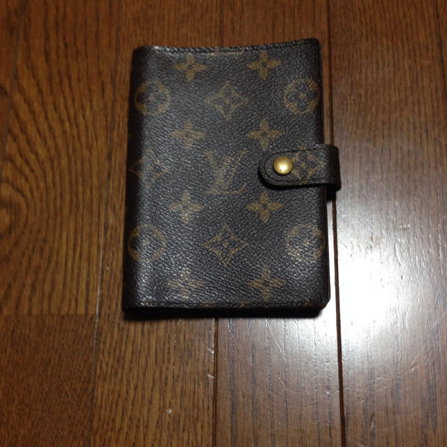 LOUIS VUITTON(ルイヴィトン)のルイヴィトン⭐︎本物⭐︎アジェンダ訳あり レディースのファッション小物(名刺入れ/定期入れ)の商品写真