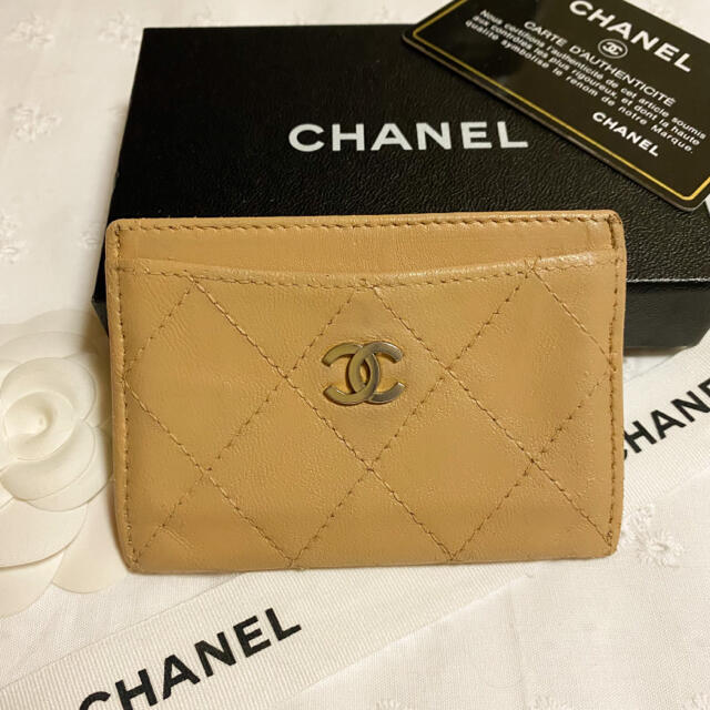 CHANEL シャネル カードケース マトラッセ ラムスキン パスケース