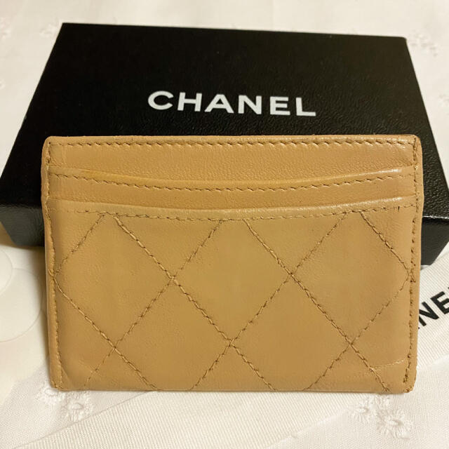 CHANEL(シャネル)のCHANEL シャネル カードケース マトラッセ ラムスキン パスケース レディースのファッション小物(名刺入れ/定期入れ)の商品写真