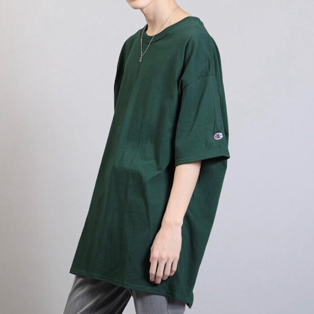 Champion(チャンピオン)の【新品】×【大人気】グリーン 緑 XL ゆるだぼ チャンピオン tシャツ 無地 メンズのトップス(Tシャツ/カットソー(半袖/袖なし))の商品写真