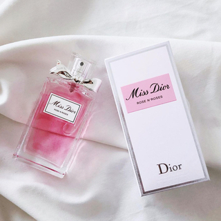 【早い者勝ち‼︎】【人気香水】Dior ローズ&ローズ　50ml
