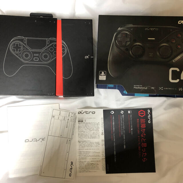 PlayStation4(プレイステーション4)のASTRO Gaming PS4 コントローラー C40 国内正規品 エンタメ/ホビーのゲームソフト/ゲーム機本体(家庭用ゲーム機本体)の商品写真