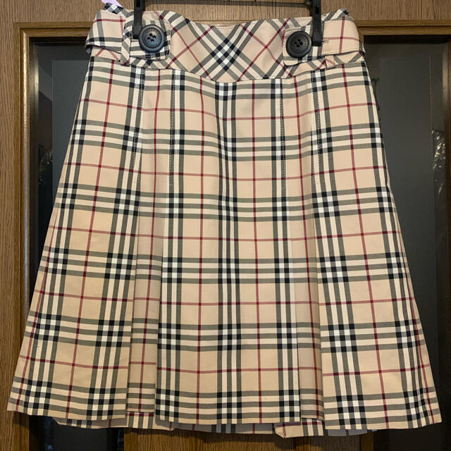 BURBERRY BLUE LABEL(バーバリーブルーレーベル)のBurberry☆チェック柄☆膝丈スカートⓂ︎ レディースのスカート(ひざ丈スカート)の商品写真