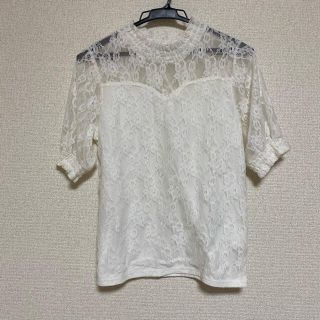 イング(INGNI)のINGNI 花柄チュールトップス(Tシャツ(半袖/袖なし))