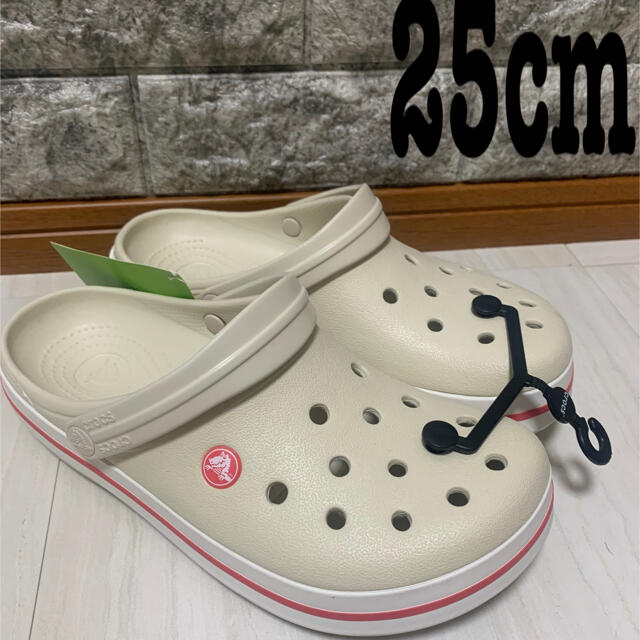 crocs(クロックス)の✨【新品　未使用　タグ付き】クロックス　25cm✨ メンズの靴/シューズ(サンダル)の商品写真