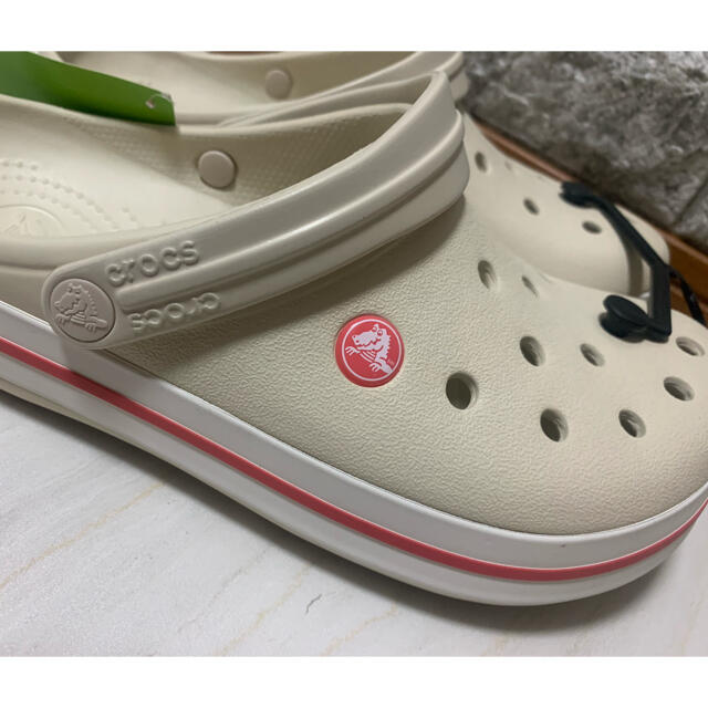 crocs(クロックス)の✨【新品　未使用　タグ付き】クロックス　25cm✨ メンズの靴/シューズ(サンダル)の商品写真