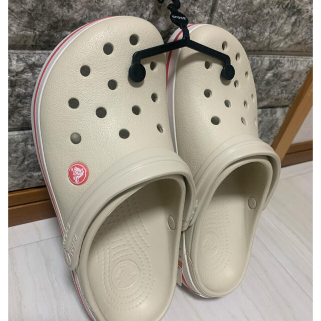 crocs(クロックス)の✨【新品　未使用　タグ付き】クロックス　25cm✨ メンズの靴/シューズ(サンダル)の商品写真