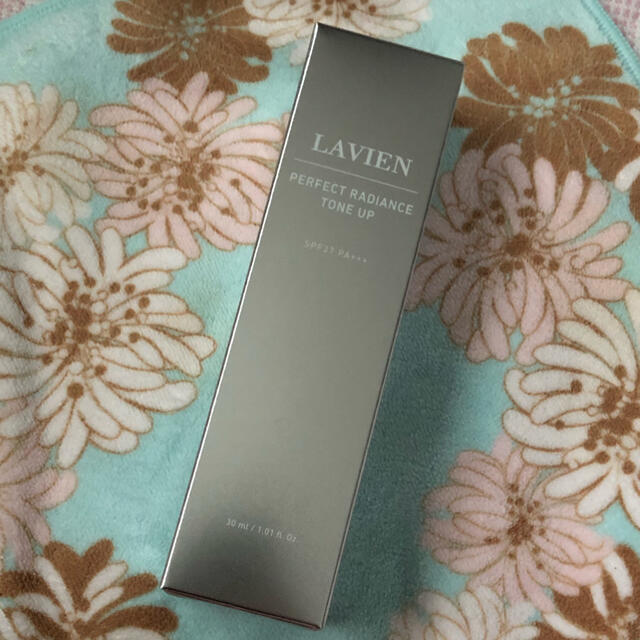 LAVIEN PERFECT RADIANCE TONE UP