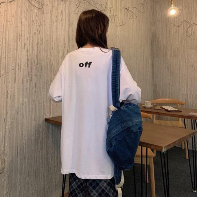 【2021秋冬新作】韓国　OnOff オーバーサイズ　ロングTシャツ　長袖 レディースのトップス(Tシャツ(長袖/七分))の商品写真