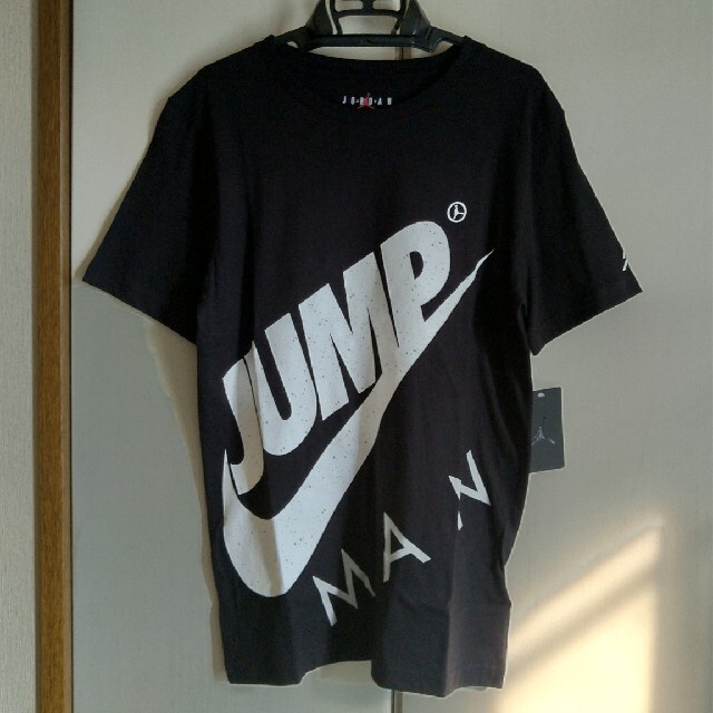 NIKE(ナイキ)の新品！ナイキ NIKE ジョーダン Tシャツ 170 キッズ/ベビー/マタニティのキッズ服男の子用(90cm~)(Tシャツ/カットソー)の商品写真