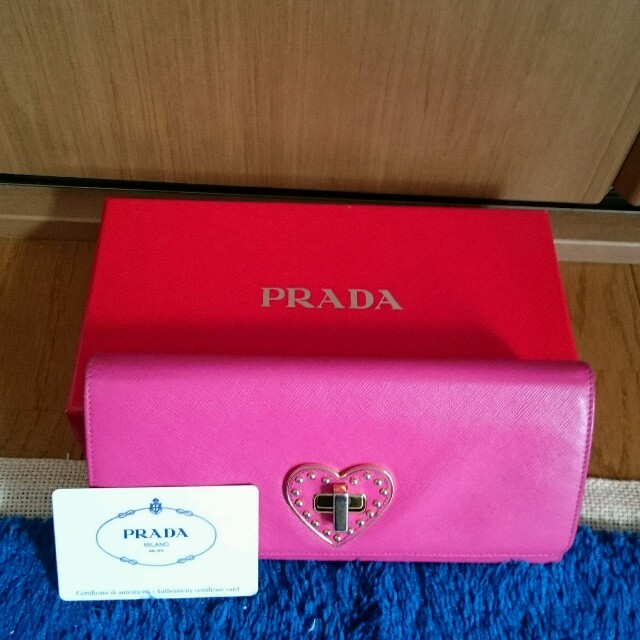PRADA(プラダ)のプラダ長財布正規品中古美品 レディースのファッション小物(財布)の商品写真