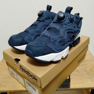 リーボック(Reebok)の《Reebok/ポンプフューリー》(スニーカー)