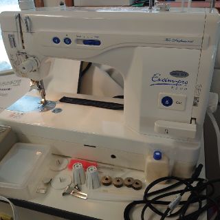 ジューキ baby lock 職業用ミシンエクシムプロ 9500