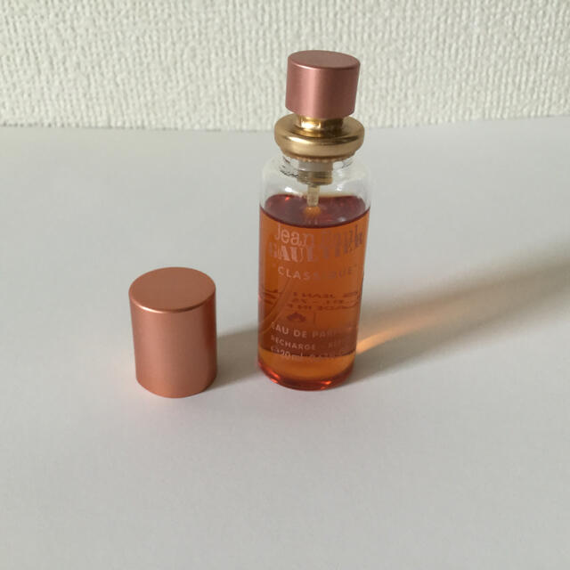 Jean-Paul GAULTIER(ジャンポールゴルチエ)のジャンポールゴルチエ   クラシック　オードパルファム　20ml コスメ/美容の香水(香水(女性用))の商品写真