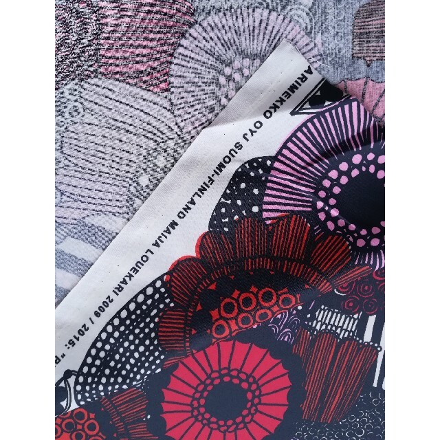 marimekko マリメッコ シールトラプータルハ 撥水 生地 テーブルクロス