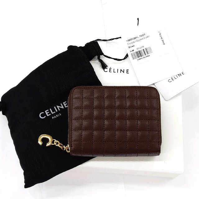 CELINE　セリーヌ　コンパクトジップドウォレット　Cチャーム