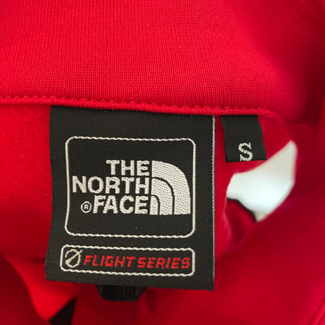 THE NORTH FACE(ザノースフェイス)のUTMF finisher's vest メンズのトップス(ベスト)の商品写真