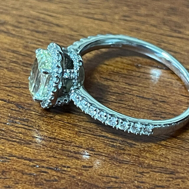 天然ダイヤ　VVS1  1ct up リングpt900  合計1.51ct レディースのアクセサリー(リング(指輪))の商品写真