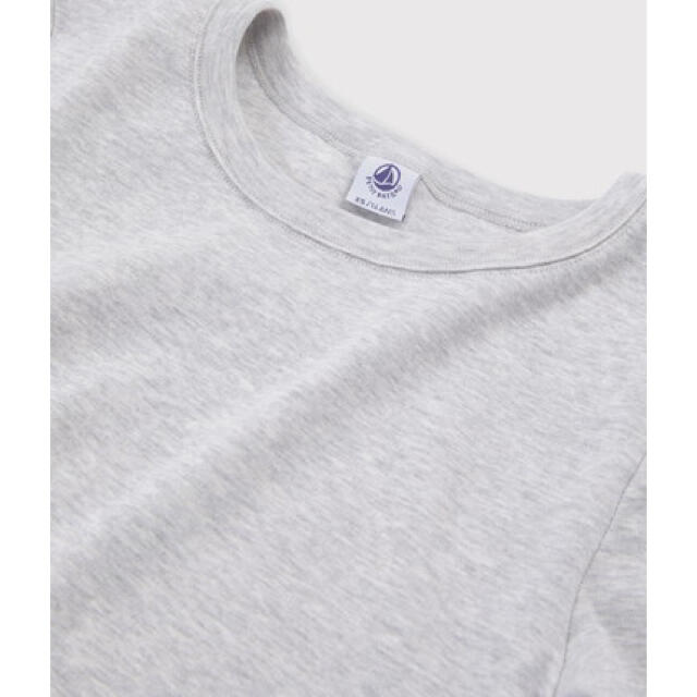 PETIT BATEAU(プチバトー)の新品 プチバトー  S クルーネック 半袖Ｔシャツ グレー レディースのトップス(Tシャツ(半袖/袖なし))の商品写真