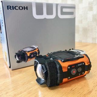 リコー(RICOH)のWG-M1 RICOH 完全防水 アクションカメラ 良品 オレンジ(ビデオカメラ)