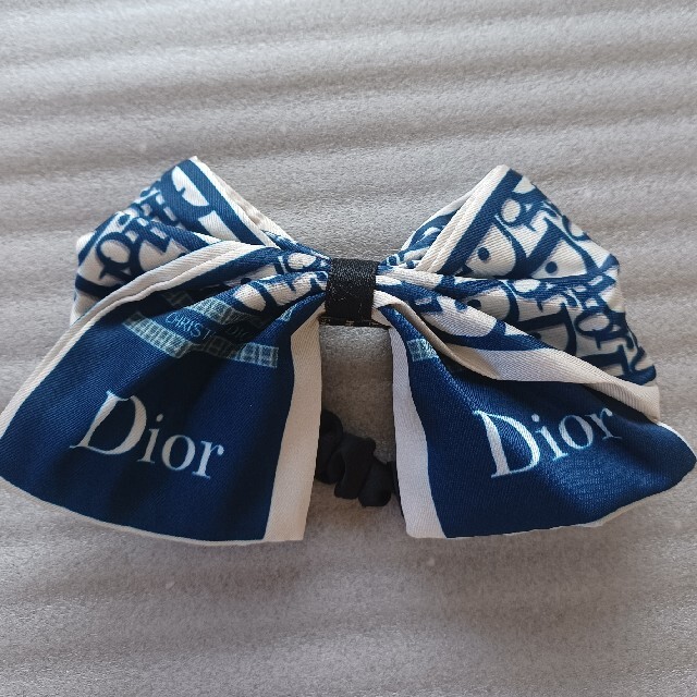 Dior(ディオール)のDior ヘアゴム ヘアアクセサリー リボン レディースのヘアアクセサリー(ヘアゴム/シュシュ)の商品写真