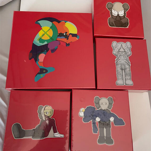 カウズ KAWS TOKYO FIRST パズル PUZZLE 4種類セット美術品/アンティーク