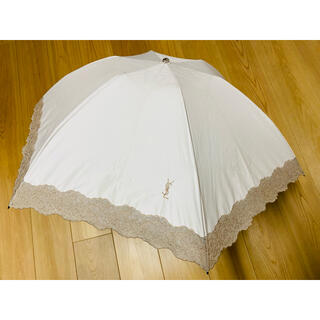 イヴサンローランボーテ(Yves Saint Laurent Beaute)のイヴサンローラン 日傘 折り畳み傘 YSL 遮光(傘)