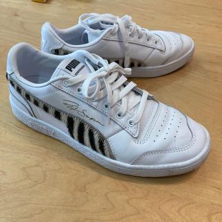 プーマ(PUMA)のプーマ ほぼ新品‼︎ スニーカー24.5㎝(スニーカー)