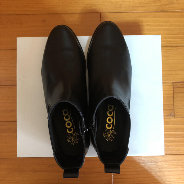 新品 cocaショートブーツ　本革　黒　23.5 レディースの靴/シューズ(ブーツ)の商品写真